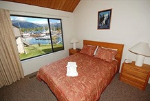 RedAwning Ala Wai Apartment 11
